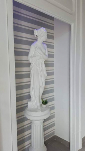  Vesuvius Luxury Suites  Неаполь